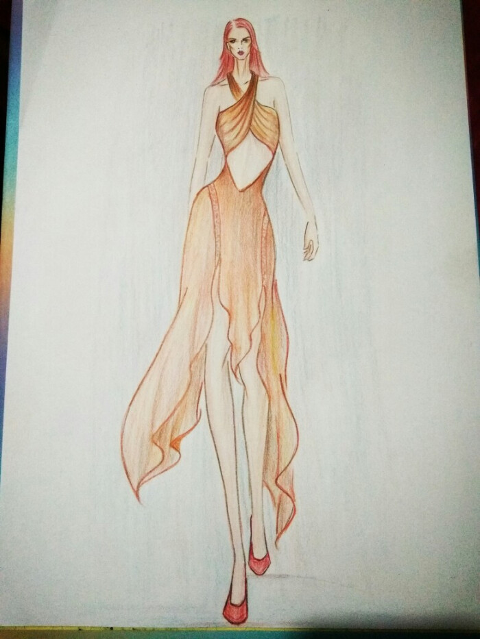 手绘##服装设计手稿##速写##插画##时装画##涂鸦# 彩铅画