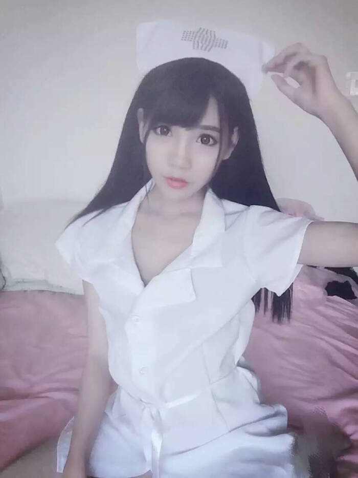 女生头像.部位女头.半身.性感.长腿.胸器.翘臀