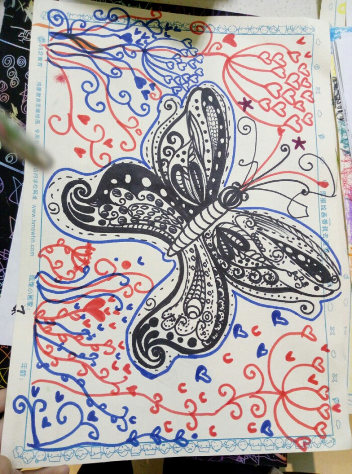 线描蝴蝶