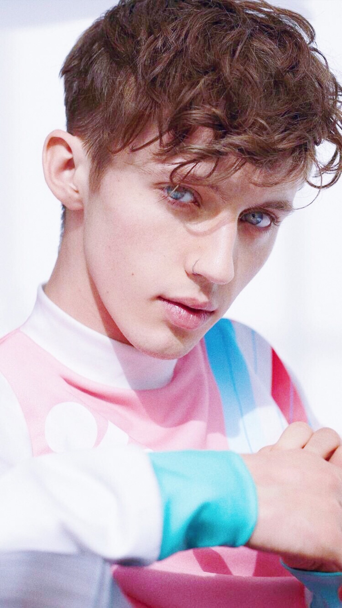 troyesivan 壁纸