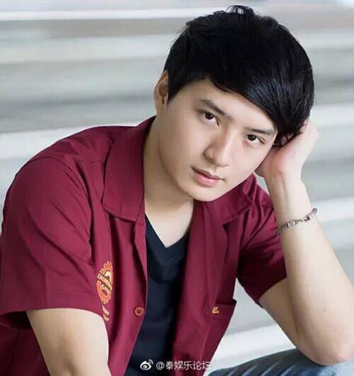 kristperawat 暖暖 阿日学长 arthit 王慧侦 泰剧一年生