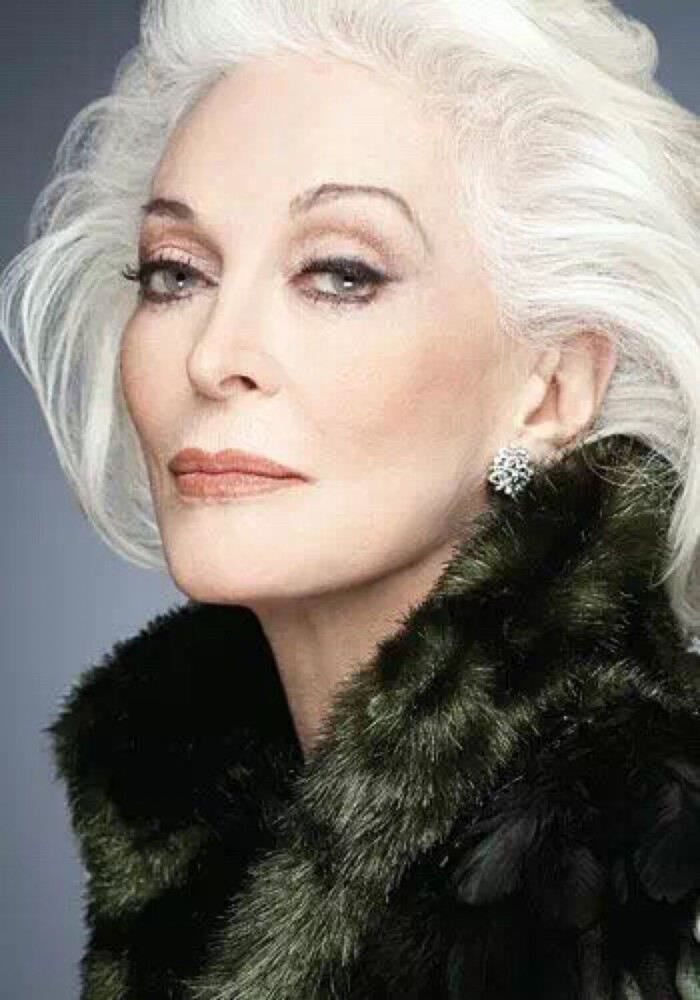 卡门·戴尔·奥利菲斯(carmen dell" orefice)