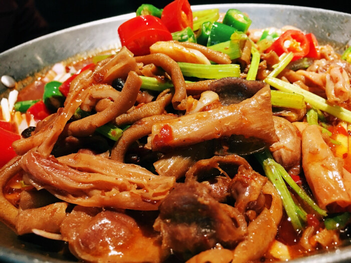 干锅鸡杂