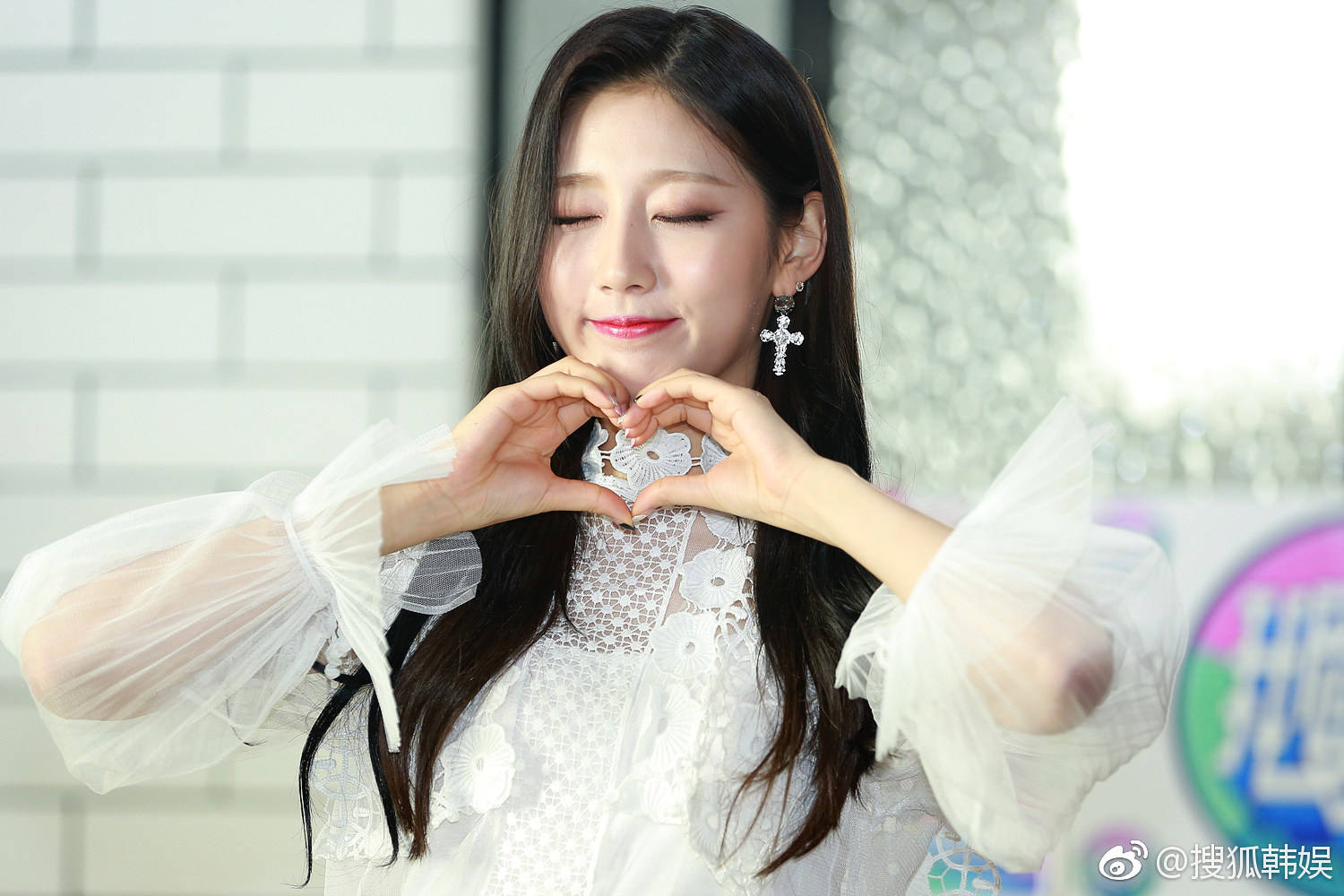 lovelyz 郑艺仁