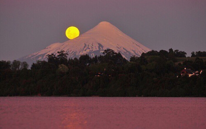 富士山落日 粉调 背景图