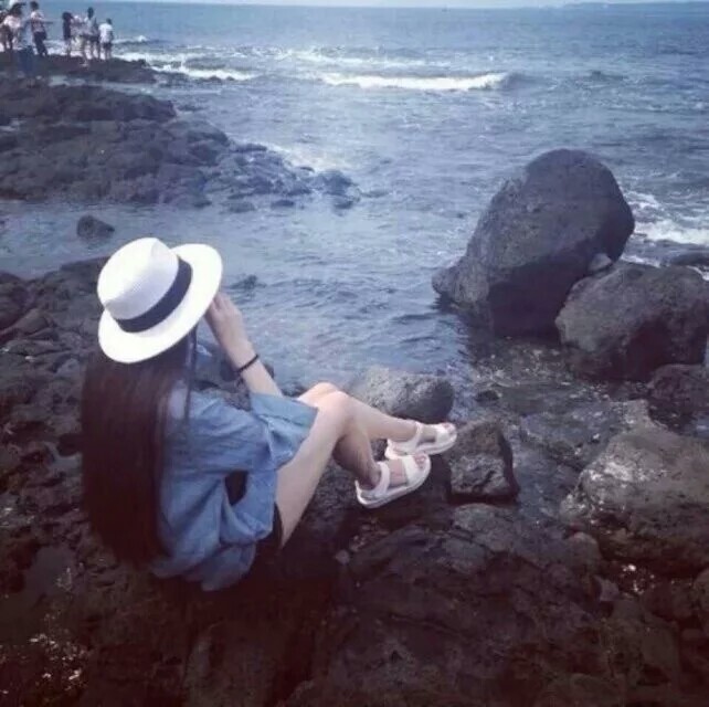 真人闺蜜头像 落泪前转身
