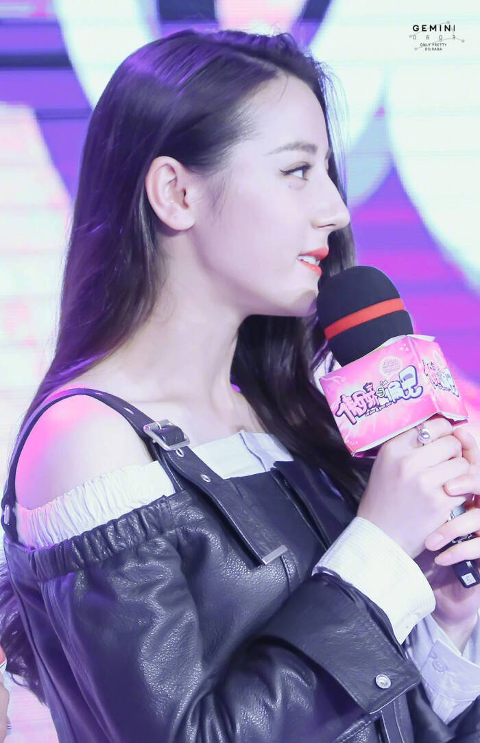 迪丽热巴