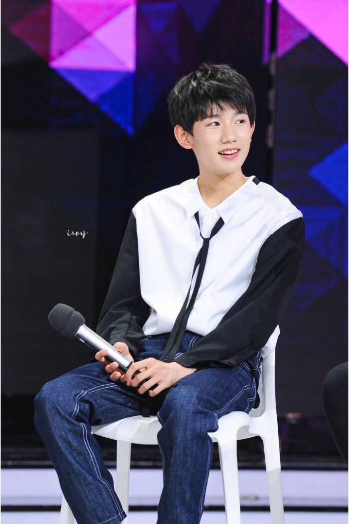 王源 #tfboys 快乐大本营 高清