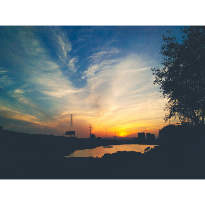 街拍 日常 风景 壁纸 白边