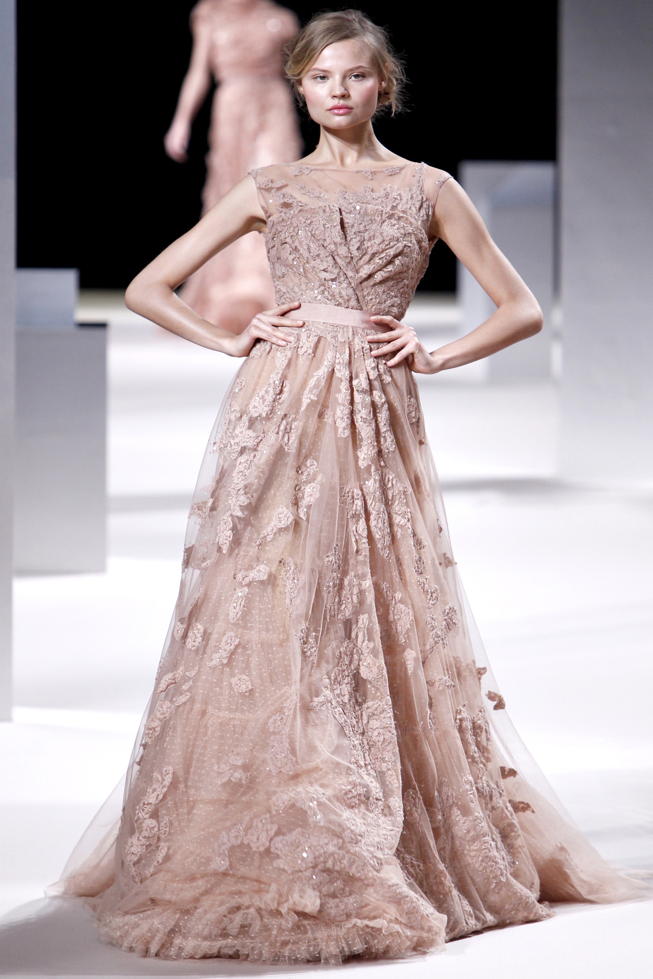 elie saab(艾利·萨博)2011巴黎春夏高级定制系列