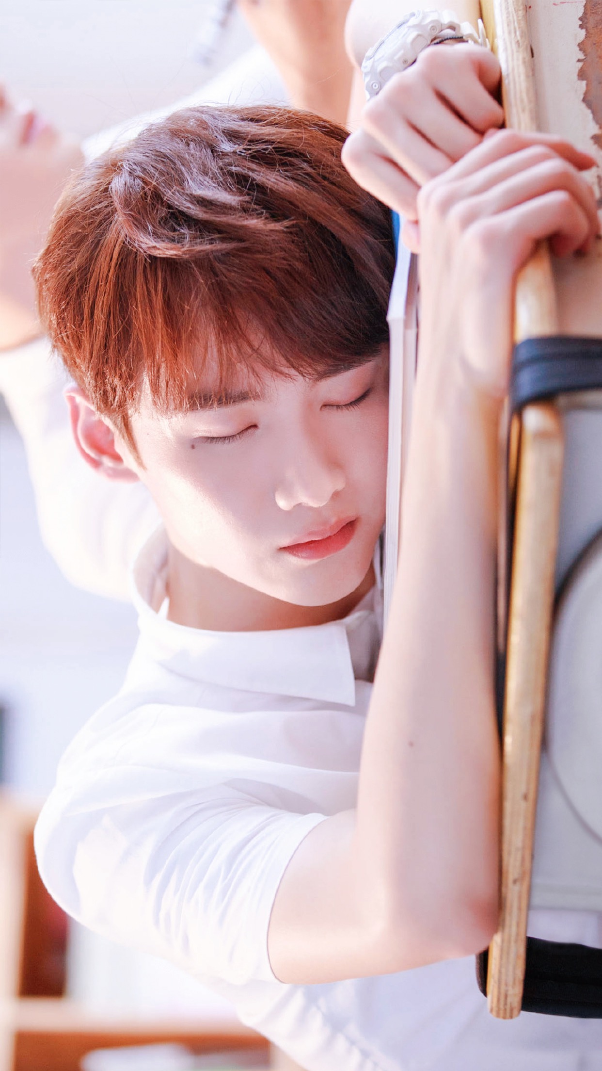 白敬亭 夏至未至 cr:芒果的兔牙呢