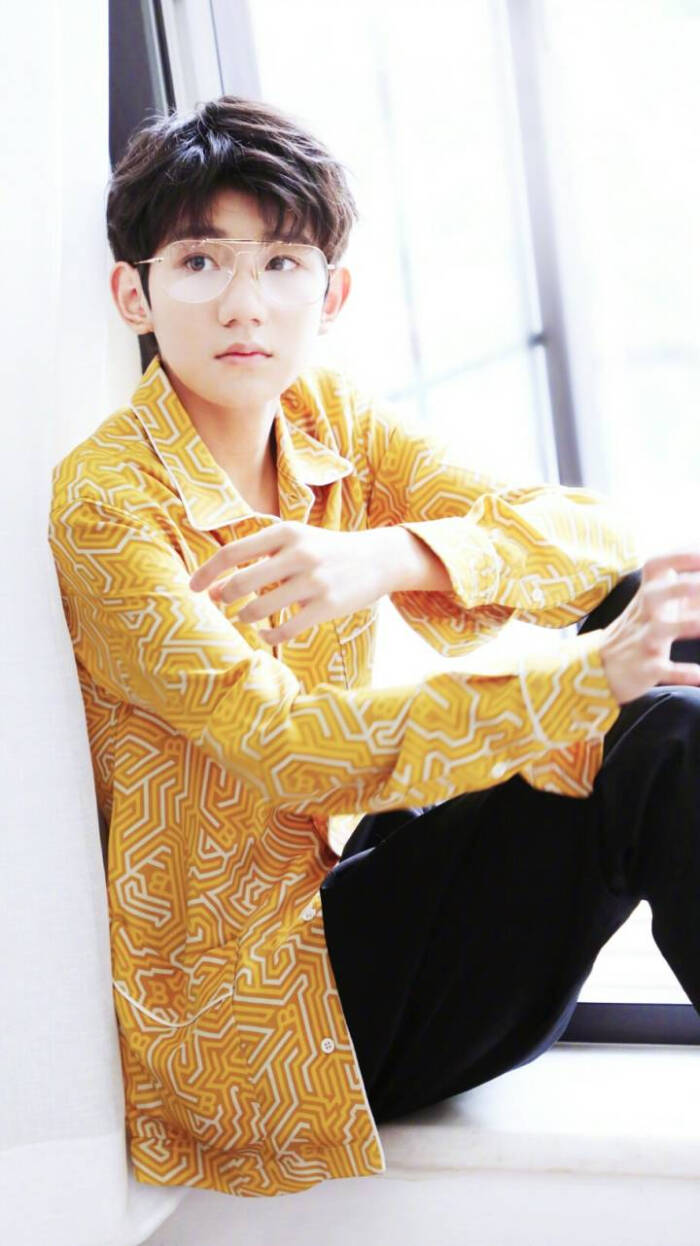 王源#tfboys 睡衣写真 高清 可爱