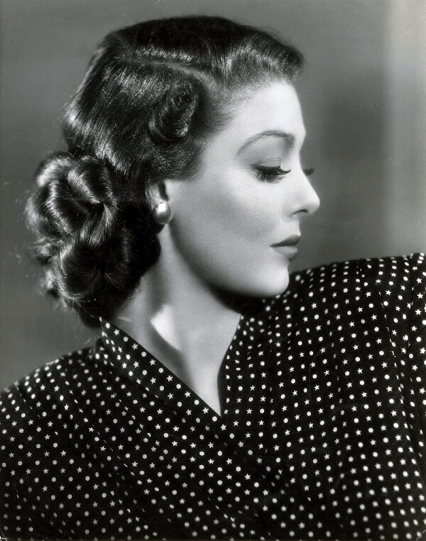 洛丽泰·扬 loretta young