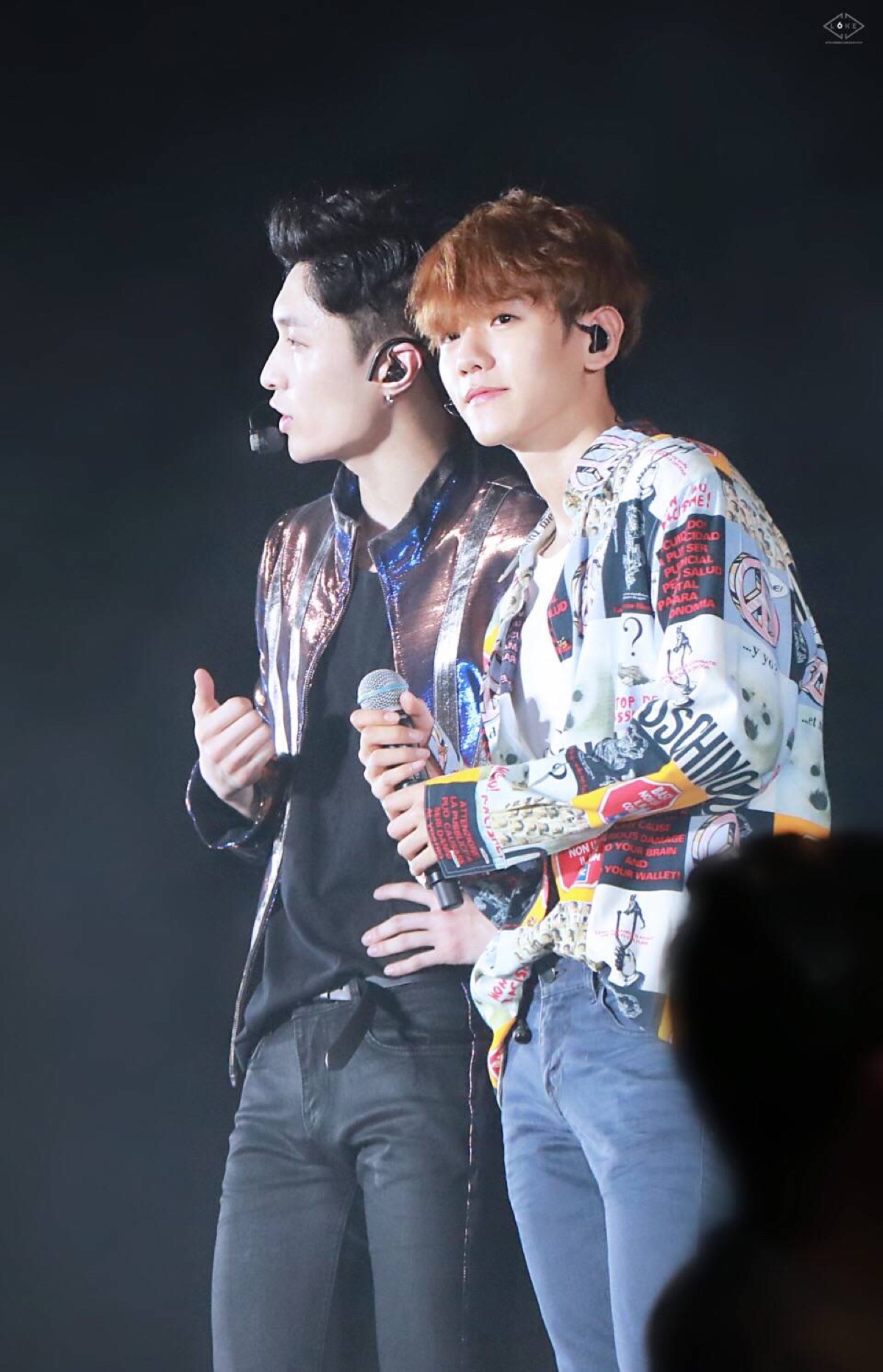 exo baekhyun 边伯贤 lay 张艺兴 蛋白 cr:logo