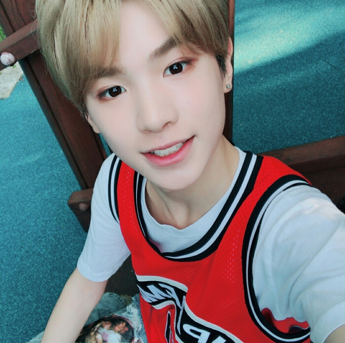 乐华练习生黄明昊 justin 你所有的模样我都喜欢