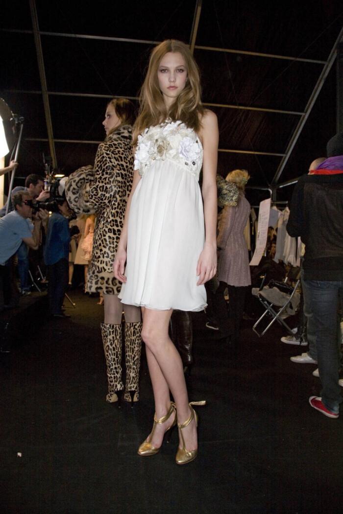 karliekloss# #晚安karlie# backstage | 2008 f/w ready-to-wear