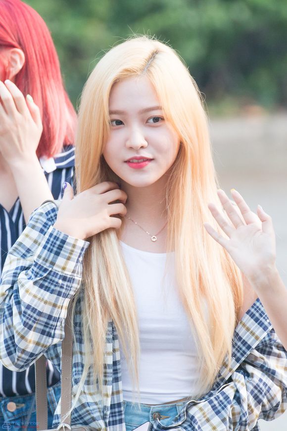 redvelvet [金艺琳 椰梨]°yeri 禁二传二改抱图点赞