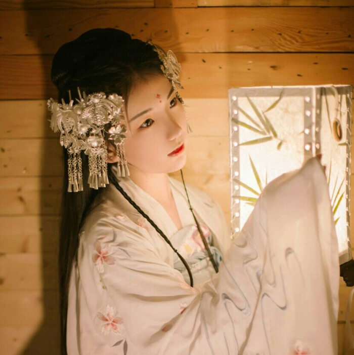 古风 女生 女头 绝美 森系 头像 意境 女神 气质 风格