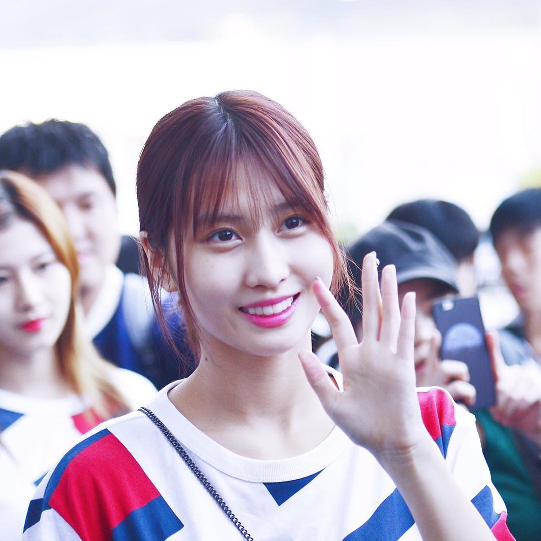 twice 平井桃(momo)