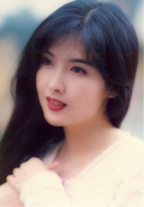 周慧敏 