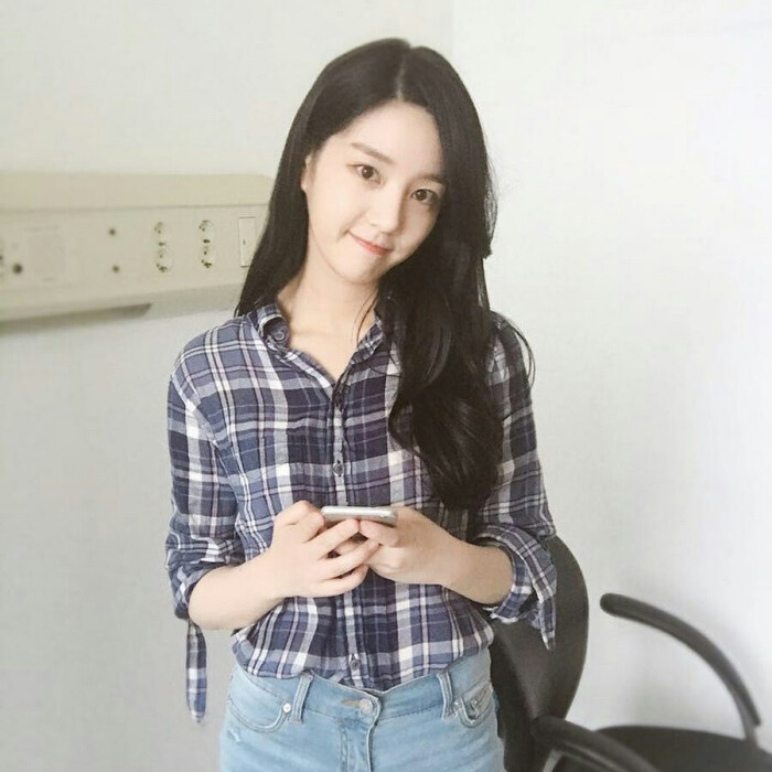 韩国女爱豆头像 李侑菲