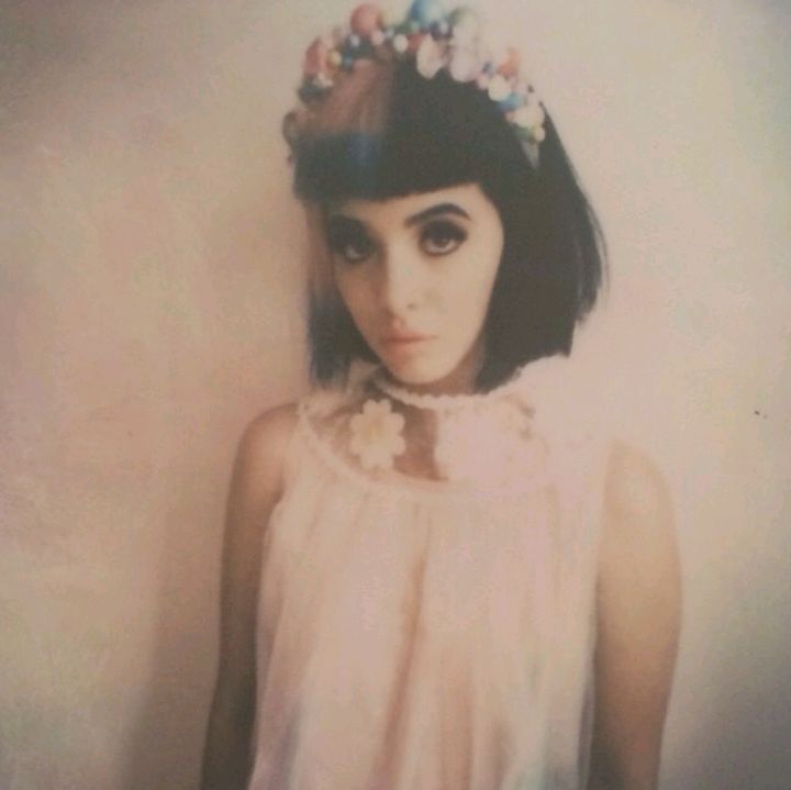 melanie martinez 牙缝妹 牙牙 牙缝妹 梅兰妮马丁内兹 欧美 歌手