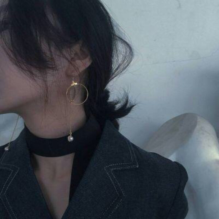 侧脸 锁骨 女头