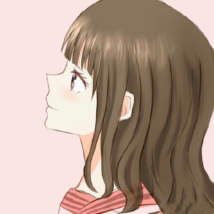 粉色背景漫画截图女头像卡通侧脸