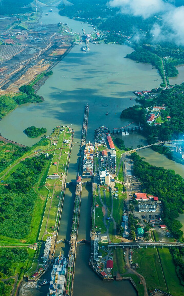巴拿马运河,世界七大工程奇迹之一.