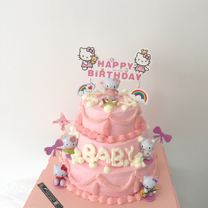 kitty 三岁生日蛋糕