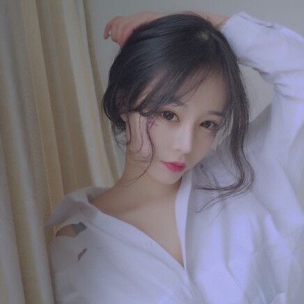 头像 妖艳不贱货