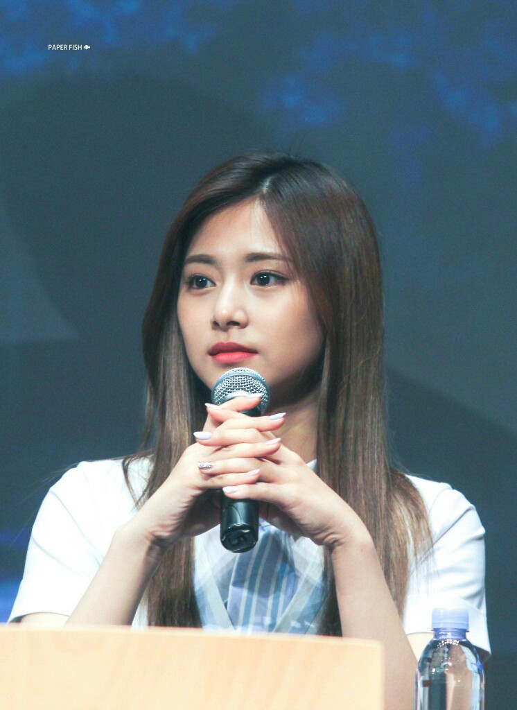 周子瑜 tzuyu twice成员