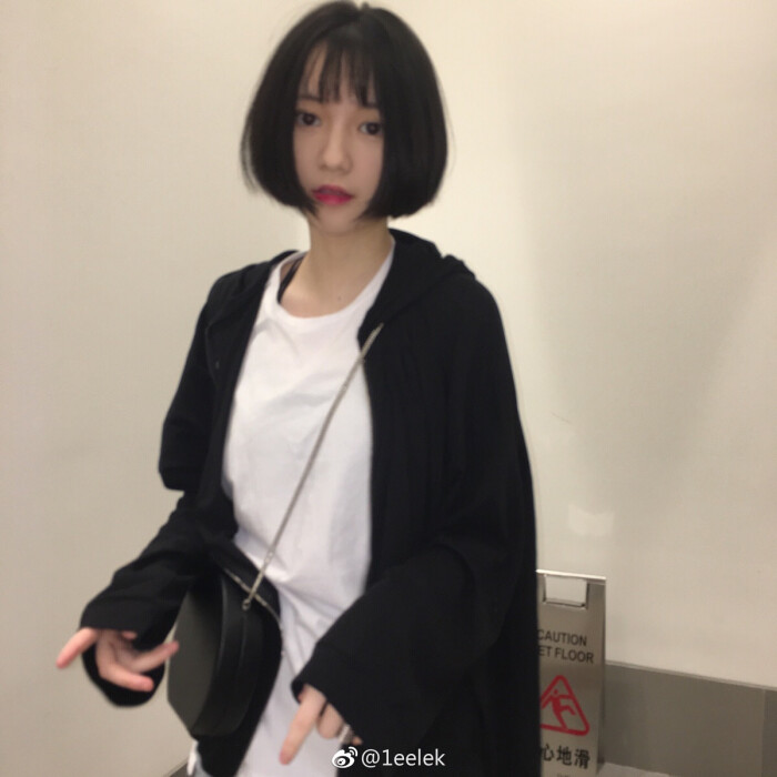 女生头像# 男生头像 欧美风 韩系 日系 唯美 短发 黑白 闺蜜头像