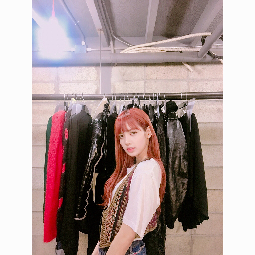 blackpink 粉墨 lisa