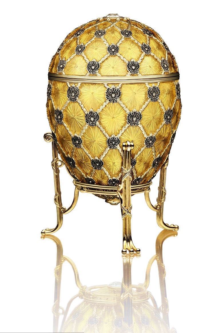 fabergé egg(法贝热彩蛋)