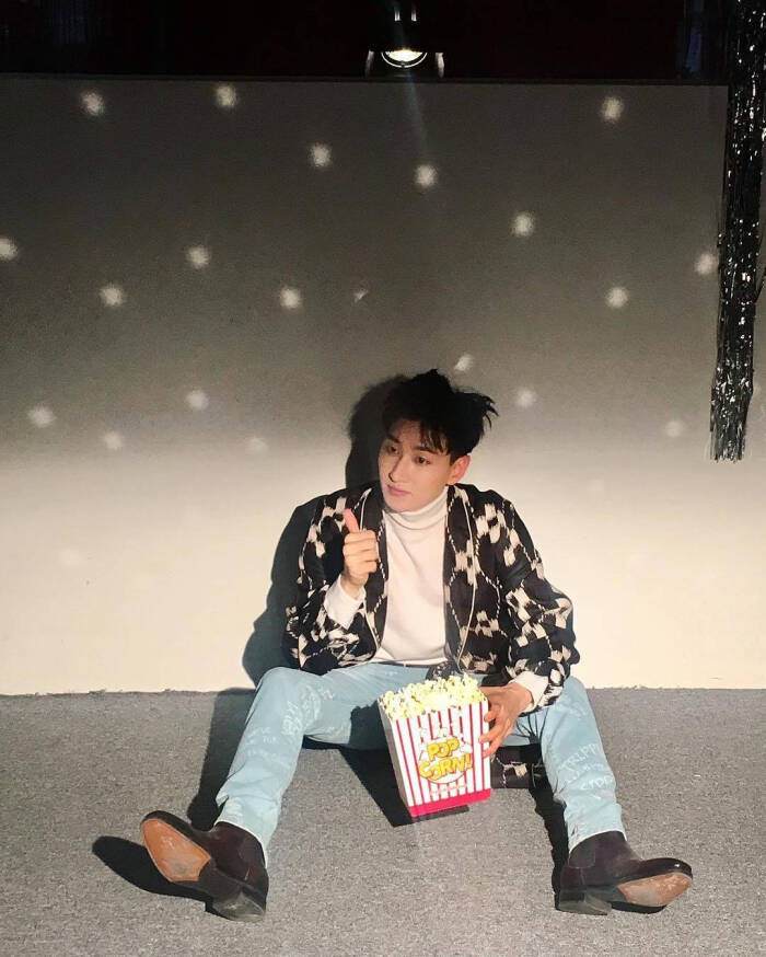 李赫宰,魅力越大责任越大,快对ELF负责!…-堆糖