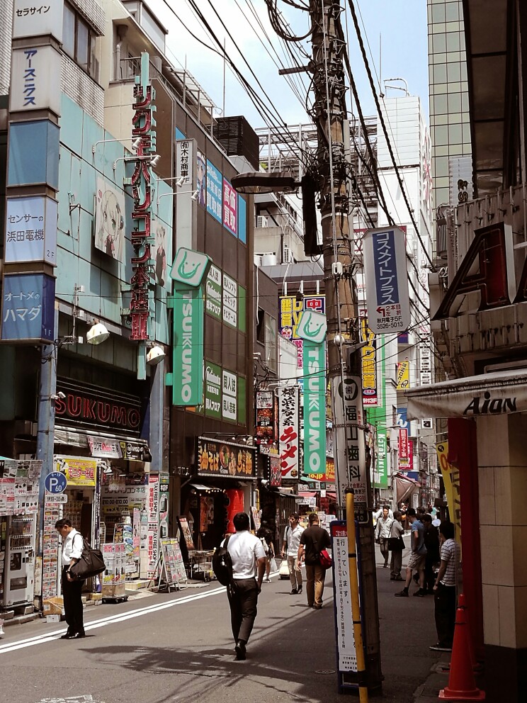 日本 秋叶原 街头拍照取材