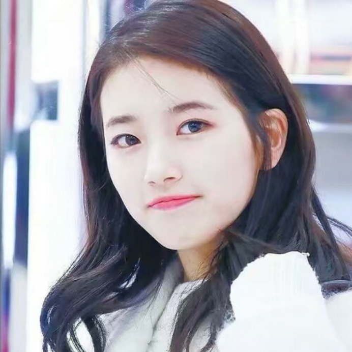 〔女生头像〕你又脸红了