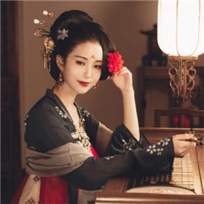 古风头像 女生头像 森系 唯美 小清新 文艺 意境 侵删 等岁月成沙 再