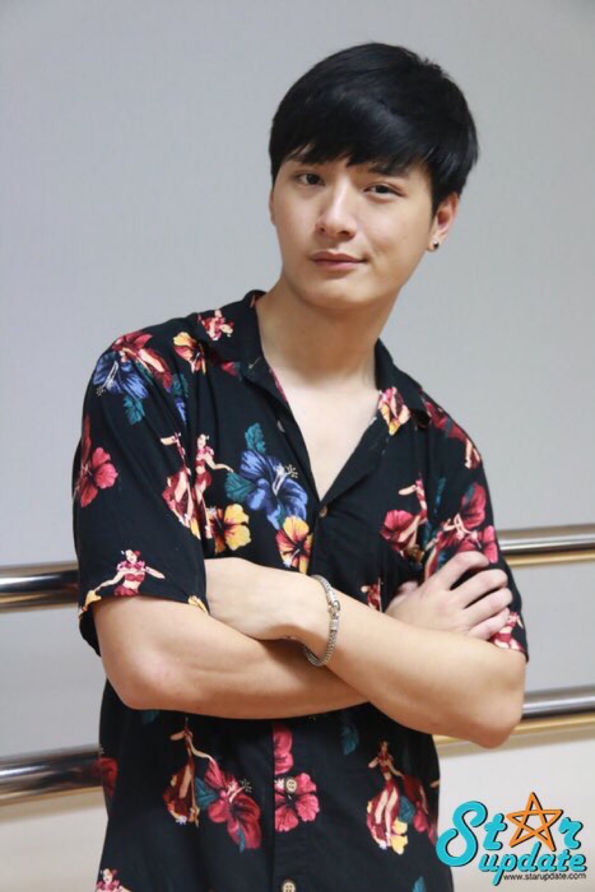 kristperawat 暖暖 阿日学长 arthit 王慧侦 泰剧一年生