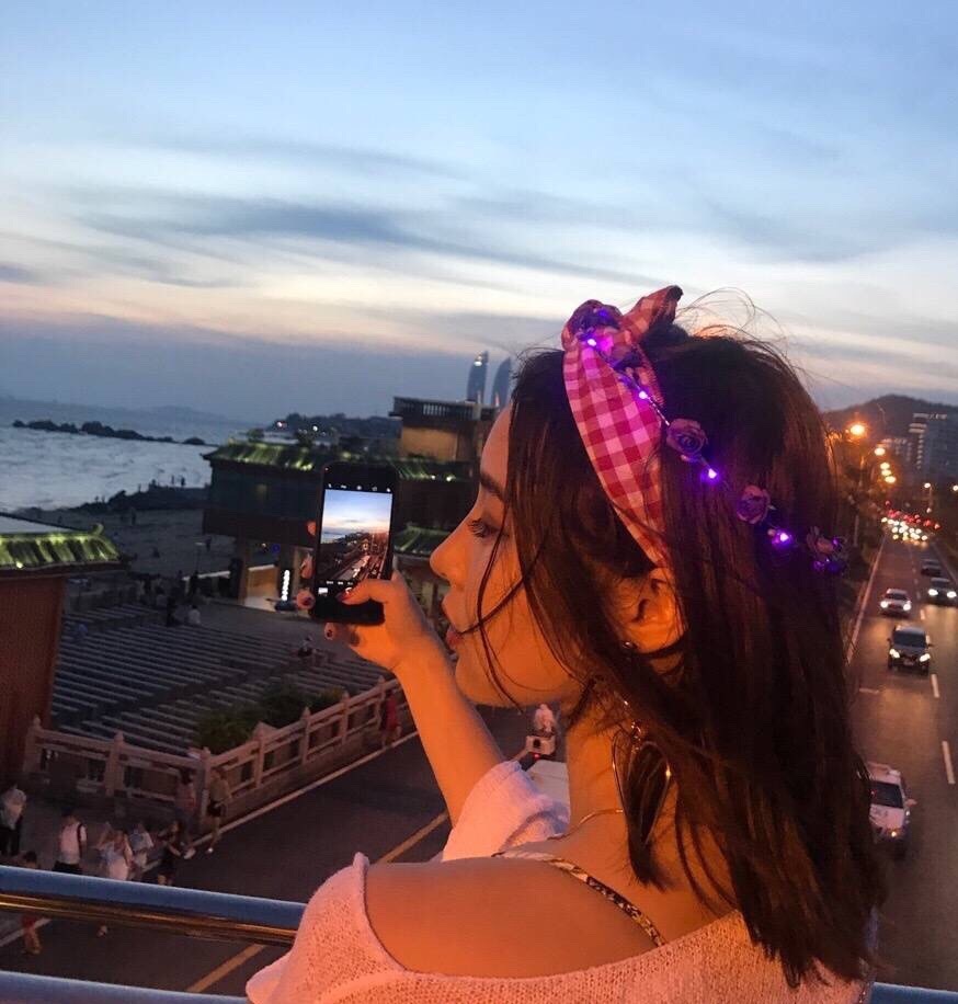 【毘湿婆】:女生头像.御姐.黑白头像.个性.欧美头像.酷劲.韩范头像.