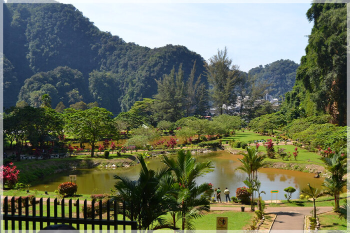 malaysia peninsular caves, perak, kek lok tong