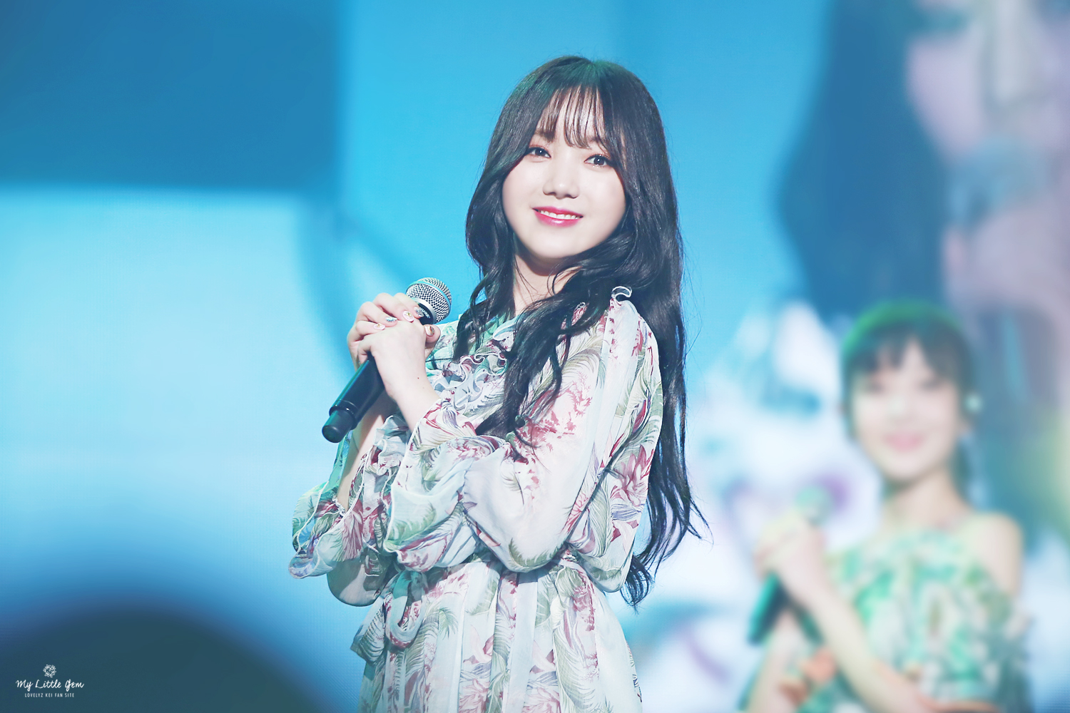 lovelyz kei 金智妍