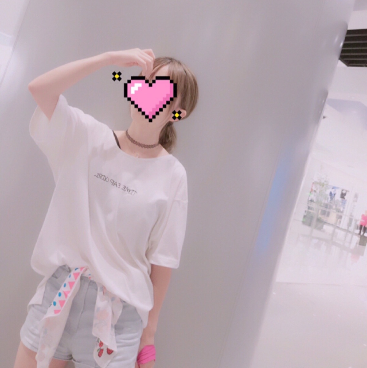 韩系 女生 欧美 半身 唯美 遮脸 镜子照 中式风 安静 可爱 卖萌 个性