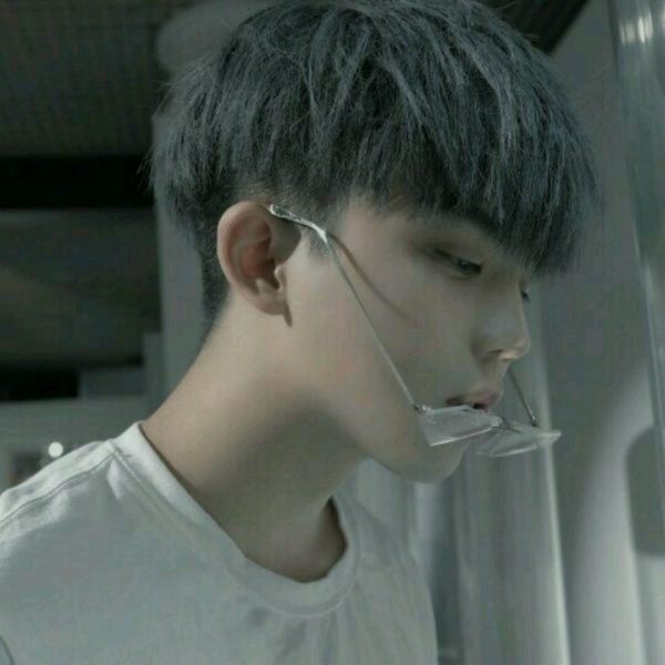 温柔妓の 男生头像