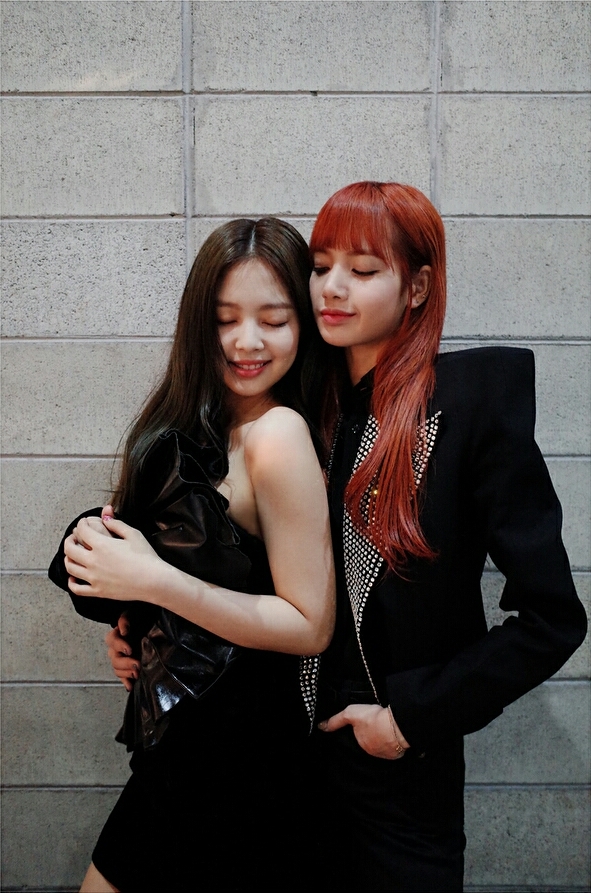 jennie&lisa