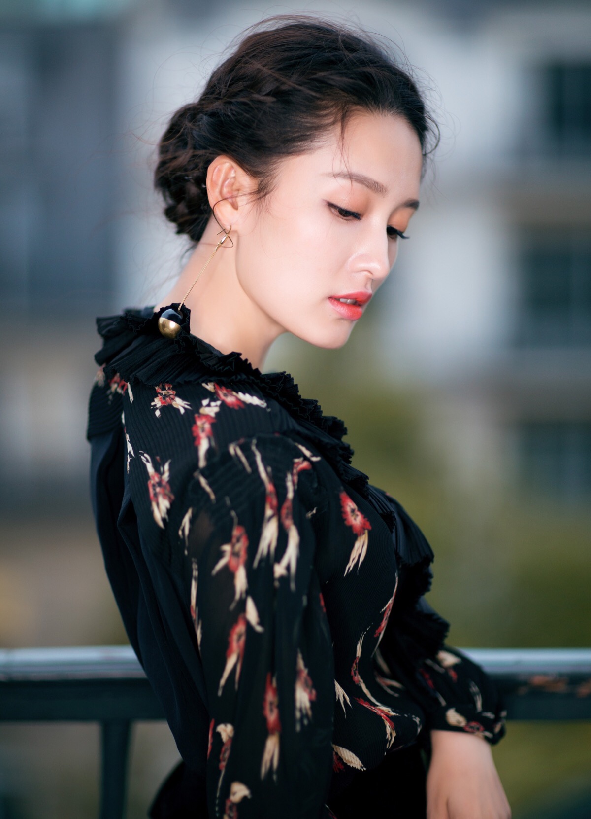 美图系列##李沁##李沁巴黎时装周# @李沁 巴黎时装周观秀第二场