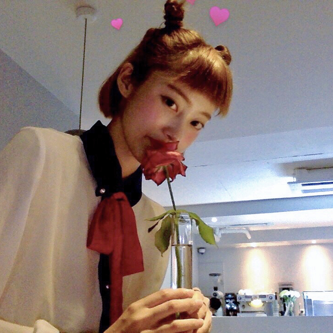 双丸子.女生头像
