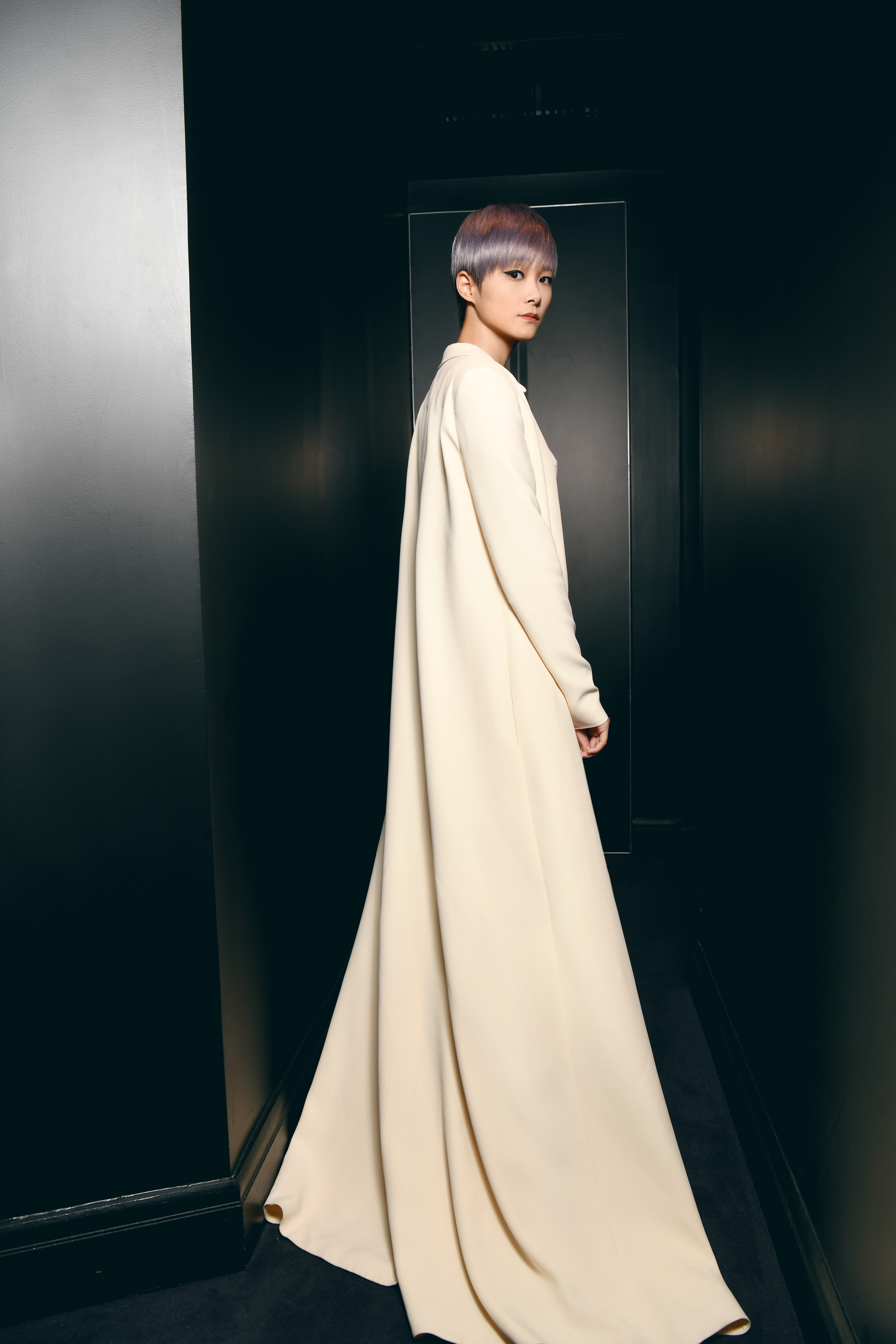 李宇春 20171001 巴黎时装周 欧莱雅走秀