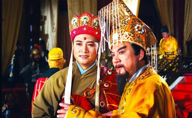 同年迟重瑞拍摄四大名著《西游记》,剧中饰演唐僧,640_395